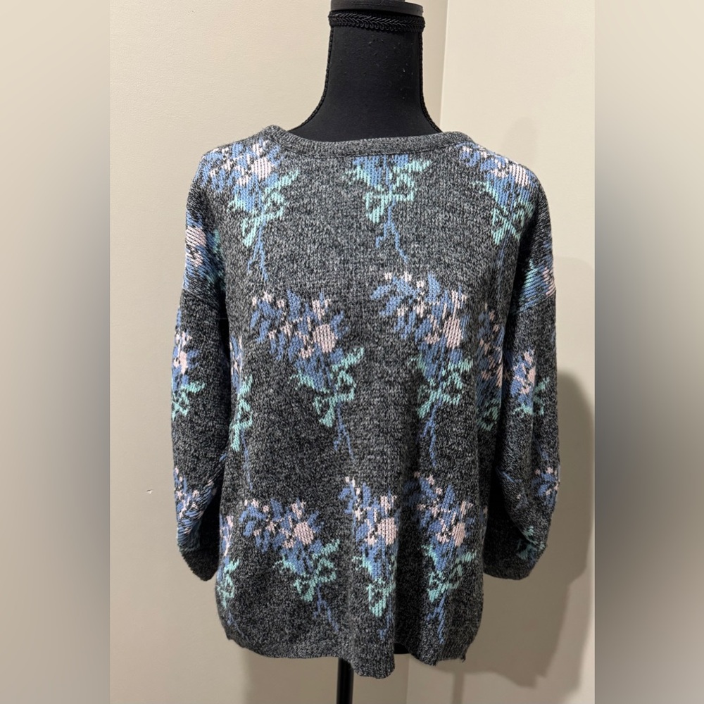 Kate Collin's Vintage Floral Patterned Gray‎ Sweater 80's Retro-inspired.Medium